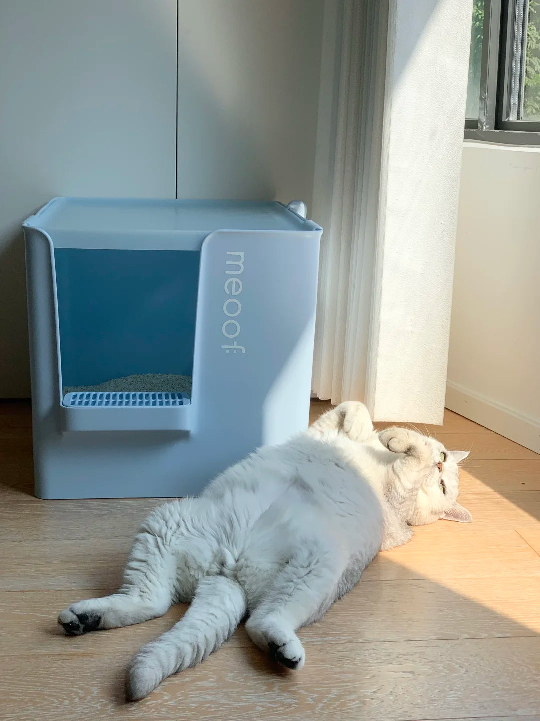 Meoof Grand Villa XL Semi-Enclosed Deep Anti-Splash Cat Litter Box